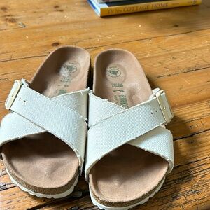 Birkenstocks 38
